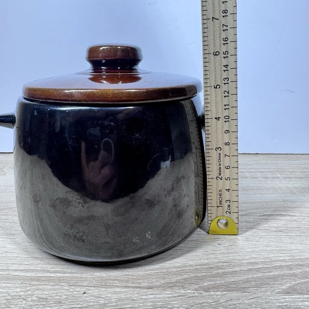 West Bend Bean Pot Stock Pot with Lid Brown Glazed‎ Stoneware USA